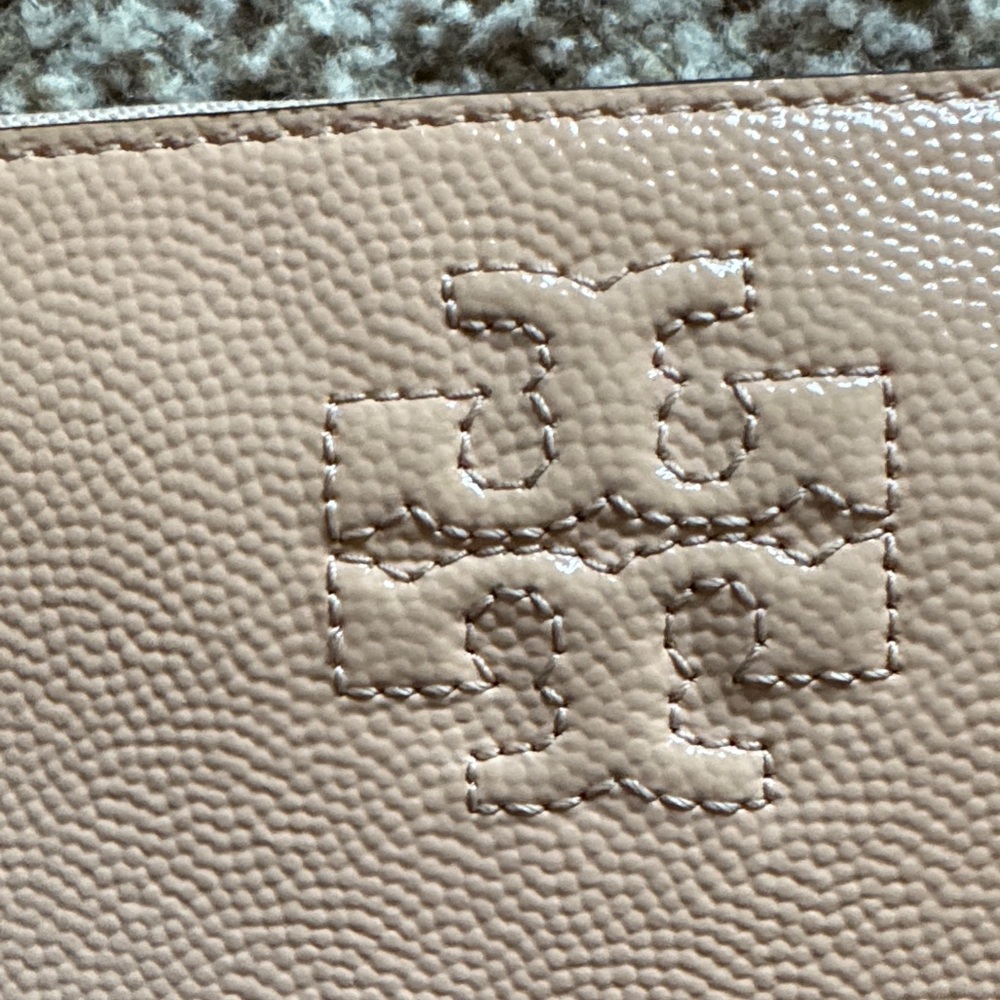 Tory Burch Blush Zip-Around Leather Wallet - Picture 7 of 7